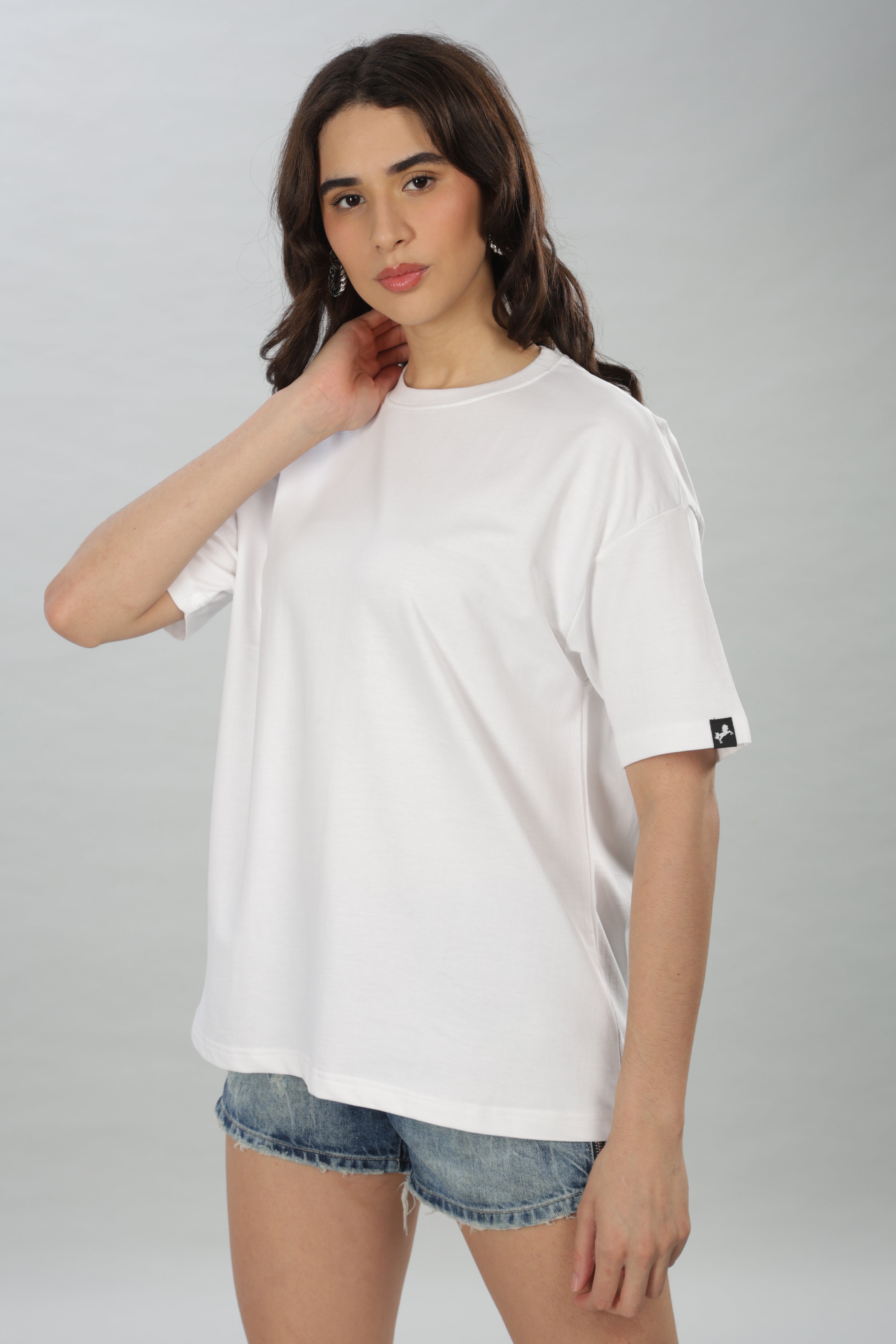 Women’s Oversized T-Shirt – White