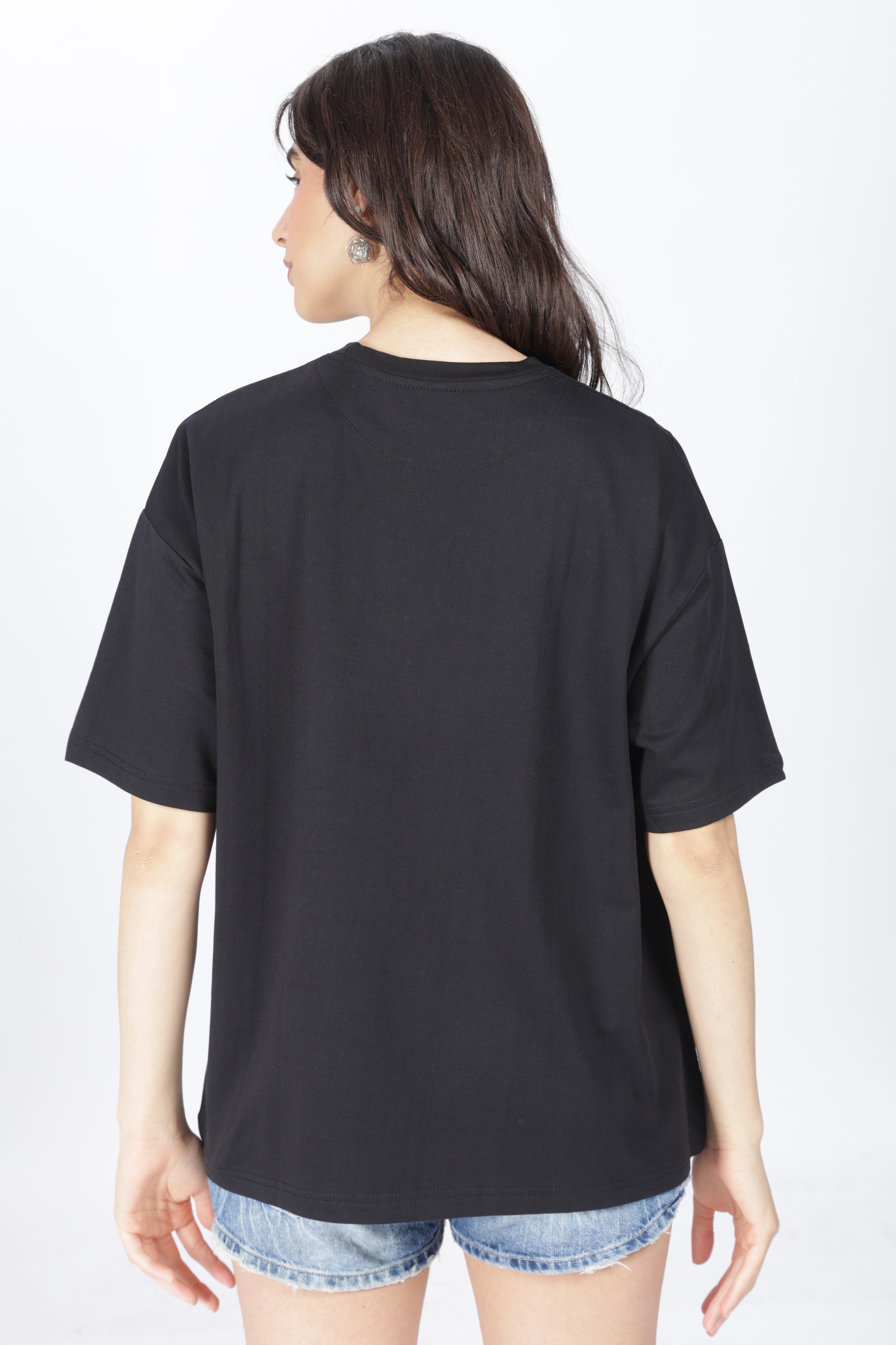 Women’s Oversized T-Shirt – Black